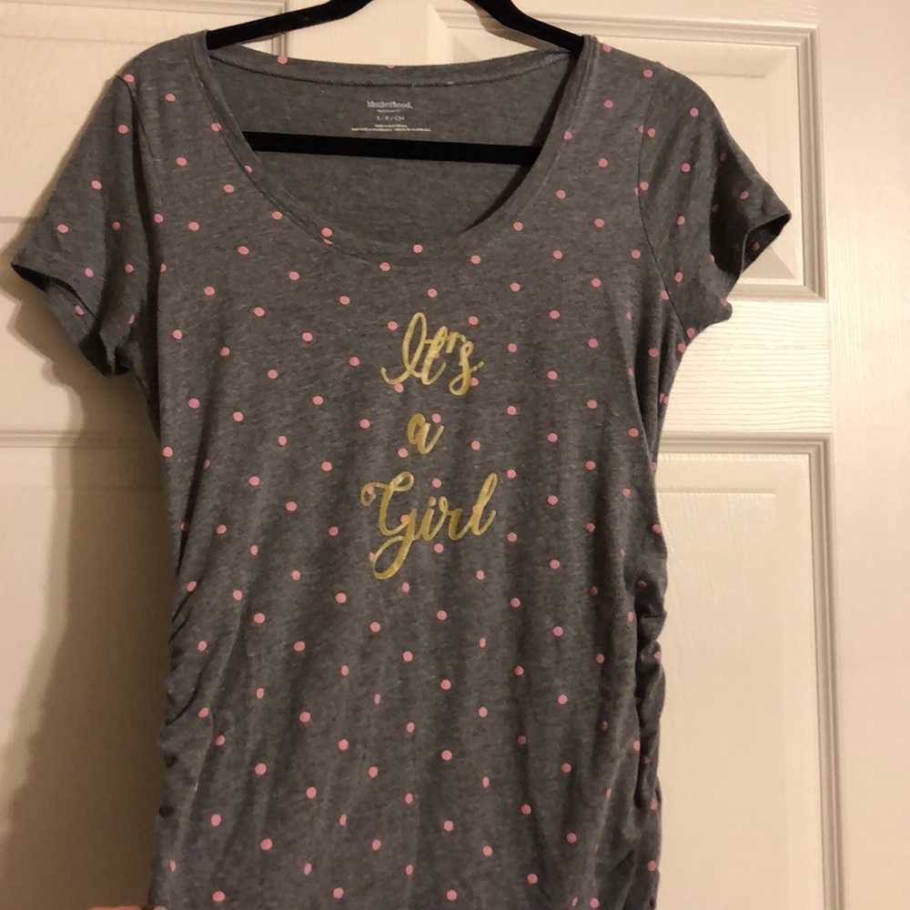 “It’s a girl” maternity tee